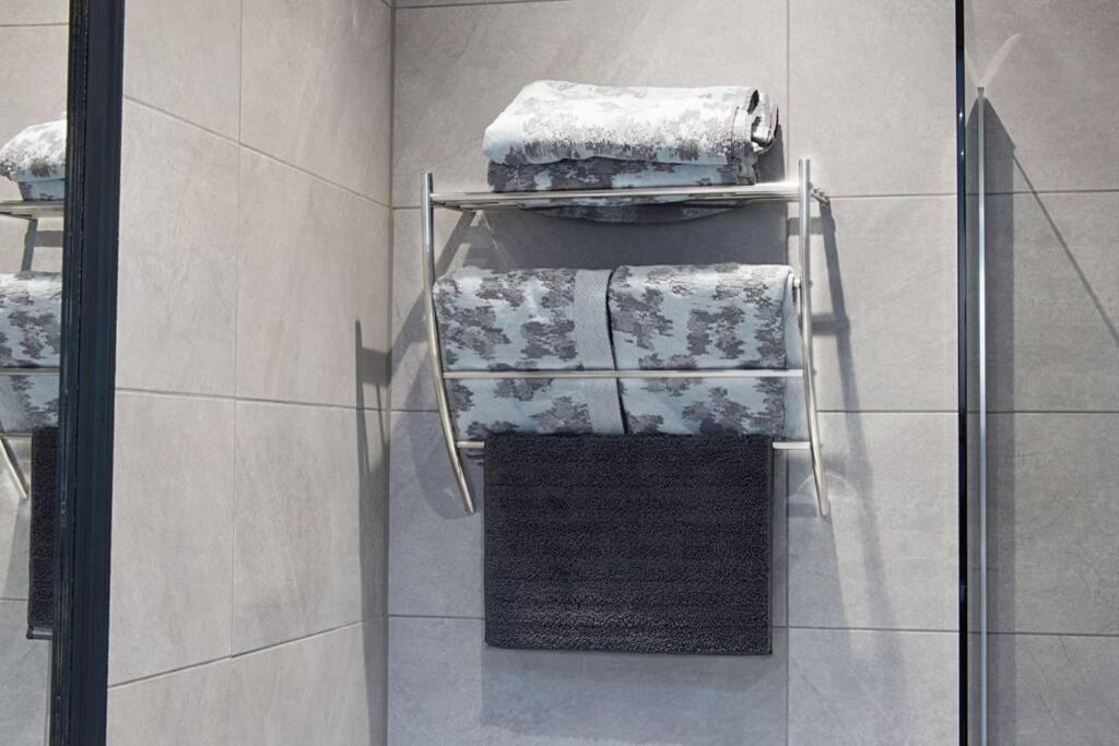 Blackbird Luxury Apartments Room 5 Blackpool Exterior photo