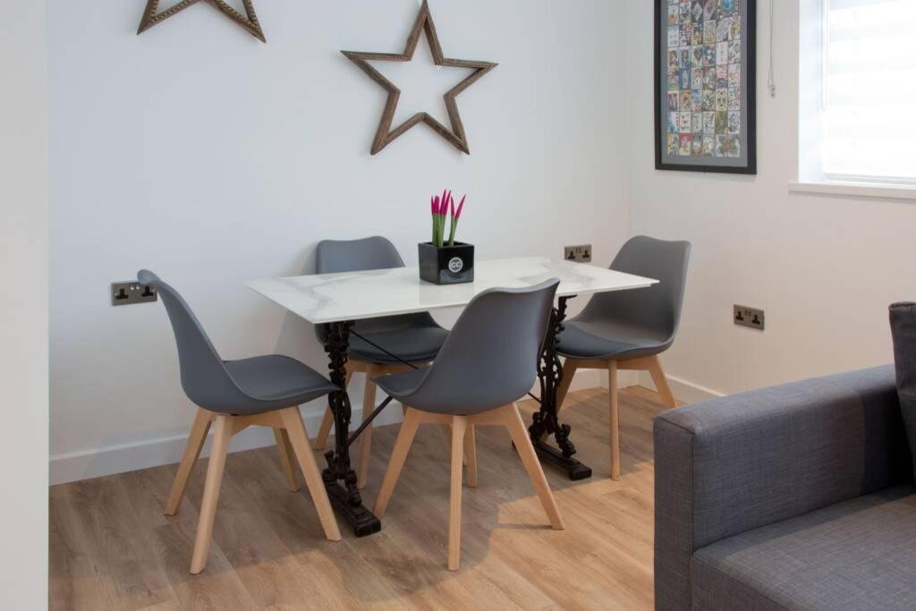 Blackbird Luxury Apartments Room 5 Blackpool Exterior photo